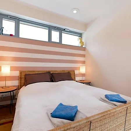 Bed & Breakfast Rhoenhaus Mit Kreuzbergblick